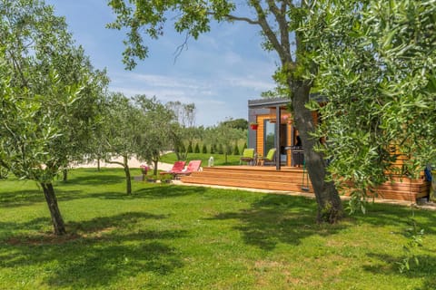 Property building, Garden