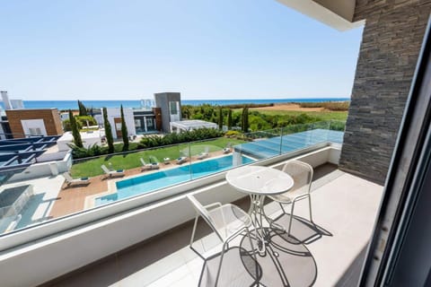 Villa Dione by Ruidoso Luxury Villa in Ayia Napa