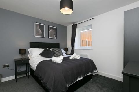 Stunning 2 Bedroom Apartment in Wallasey Condo in Wallasey