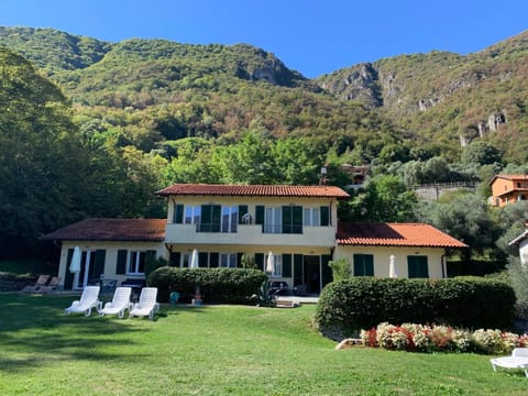 Property building, Natural landscape, Mountain view