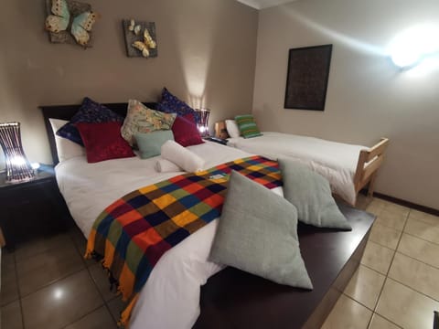 Harties Honeymoon suite Mountain side - Hartbeespoort dam Condo in Gauteng