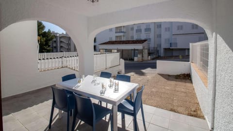 Adosado con piscina a 50 metros de la playa - Las Fuentes ALBERT VILLAS House in Alcossebre