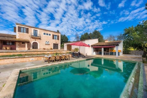 Finca Can Peixet House in Llevant