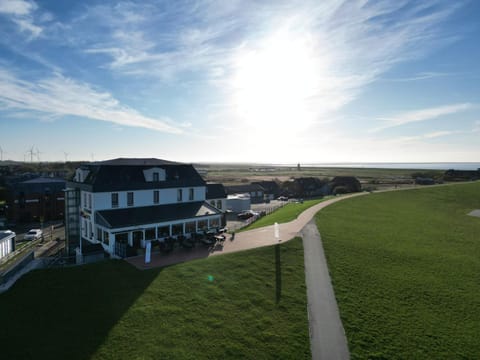 Property building, Natural landscape, Bird's eye view, Sea view