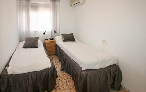 Lovely Apartment In Santa Pola With Wifi Condo in Santa Pola