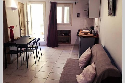 Charmante Escale au Cœur du Panier près Vieux Port Apartment in Marseille