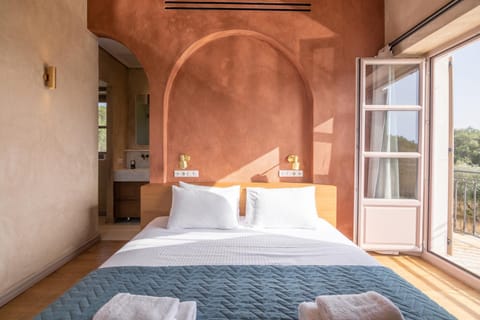 Stone villa situated in the heart of an impressive estate, in one of the most scenic and secluded parts of Corfu’s northeast iconic Mediterranean coastline. Villa in Corfu, Greece