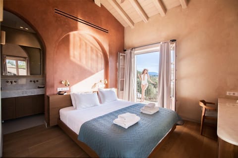 Stone villa situated in the heart of an impressive estate, in one of the most scenic and secluded parts of Corfu’s northeast iconic Mediterranean coastline. Villa in Corfu, Greece
