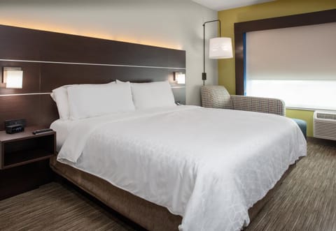 Holiday Inn Express & Suites - El Paso North, an IHG Hotel Hotel in El Paso