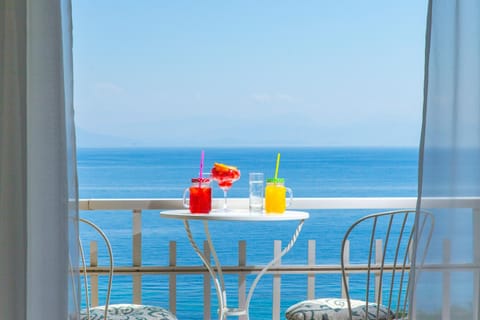 Food and drinks, Sea view