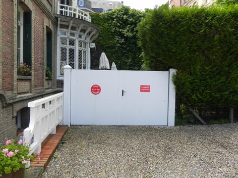 Villa MONIKA Apartment in Dieppe