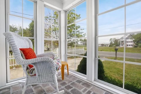 Patio, Seating area