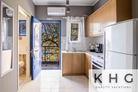 Bathroom, View (from property/room), Balcony/Terrace, kitchen