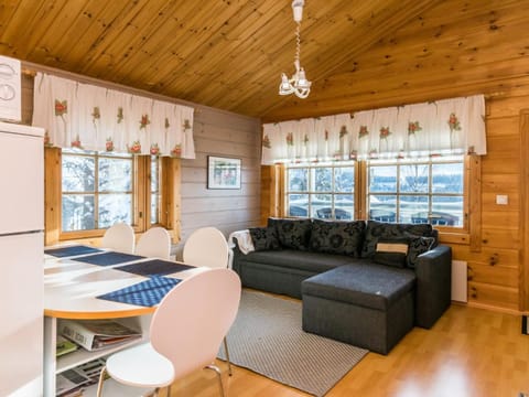 Holiday Home Gasthalla b paritalo by Interhome House in Finland