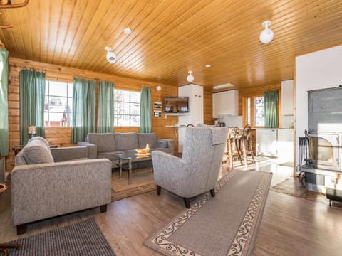 Holiday Home Alppikylä 13a paritalo by Interhome House in Finland