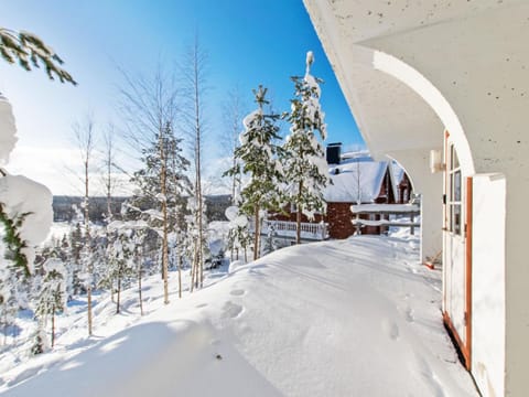 Holiday Home Alppikylä 13b paritalo by Interhome House in Finland