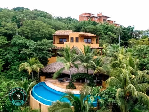 Property building, Bird's eye view