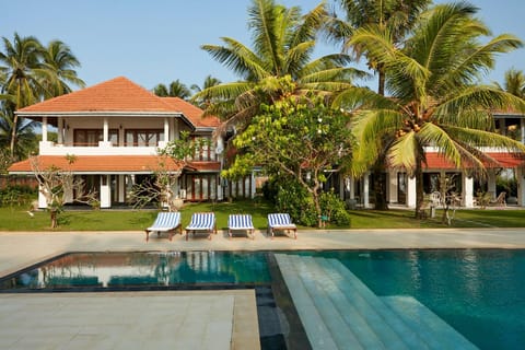 The Beach Villas by Ceylon Bungalows Villa in Wadduwa