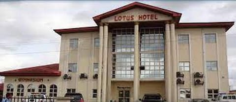 Room in Lodge - Lotus Hotels and Suites Bed and Breakfast in Nigeria
