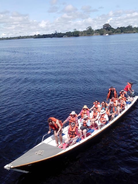 MV Desafio Bateau amarré in Manaus
