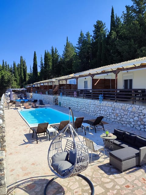 Property building, Day, Pool view, Swimming pool