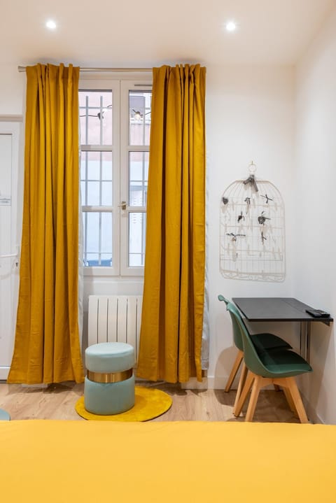 Le Cocon De Paris Apartment in Lyon