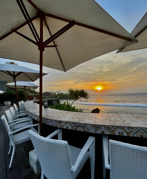 Natural landscape, Balcony/Terrace, Beach, Sea view, Sunset