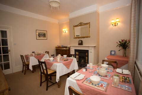 Continental breakfast, English/Irish breakfast, Certificate/Award