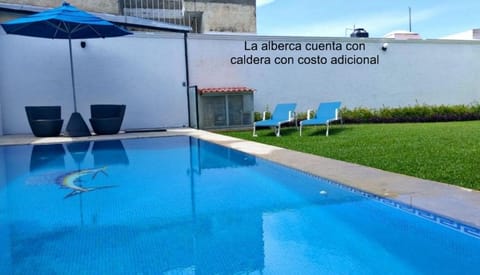 Casa Luna con alberca para 26 personas Cuernavaca Apartment in Jiutepec