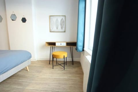 Appartement centre de Valenciennes entièrement équipé 64m2 Apartment in Valenciennes