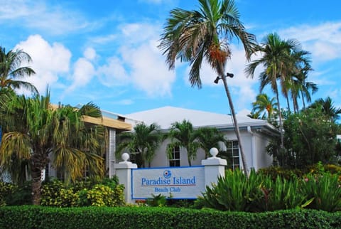 Paradise Island Beach Club Ocean View Villas Villa in Nassau