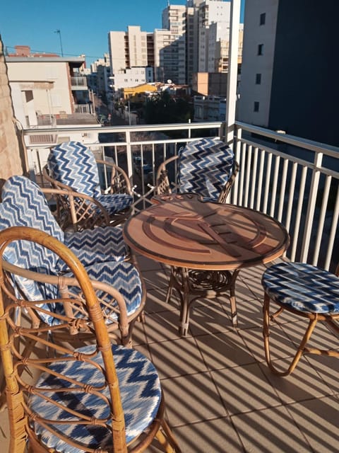 DOROTHY Apartamento Playa de Gandia con vistas al mar 8 personas Apartment in Safor