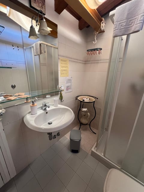 The Queen Tower Bed and Breakfast in Desenzano del Garda