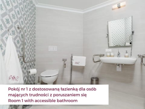 Bathroom, Facility for disabled guests