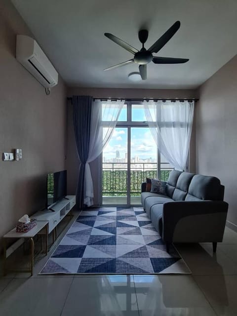E Life SKS Habitat With WiFi Netflix Apartment in Johor Bahru
