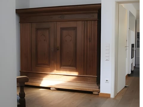 Decorative detail, wardrobe