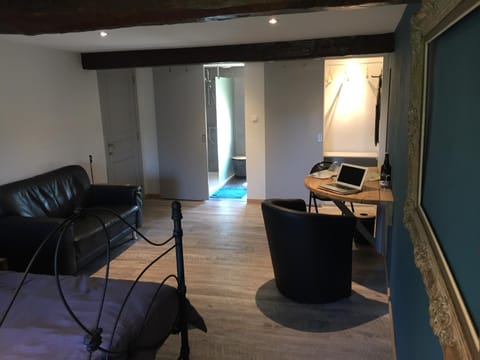 Property building, Living room, Seating area, Dining area