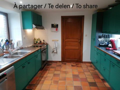 Property building, oven, stove, kitchen, Internal: Not applicable to any particular room