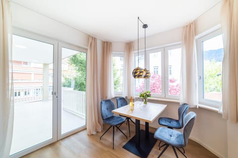 Property building, View (from property/room), Balcony/Terrace, Living room