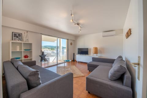 Apt With Pool 10 Min From The Beach Apartment in Sainte-Maxime