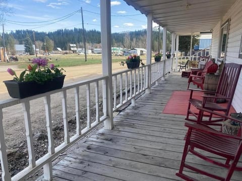 Idaho City Hotel Hotel in Salmon River