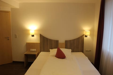 Hotel-Gasthaus-Kraft Bed and Breakfast in Hesse