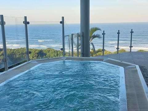 Hot Tub, Pool view