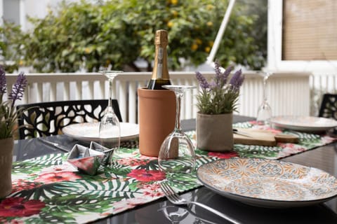 Balcony/Terrace, Dining area