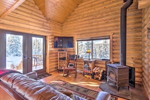 Fairplay Cabin with Mountain Views about 25 Mi to Breck! House in Park County