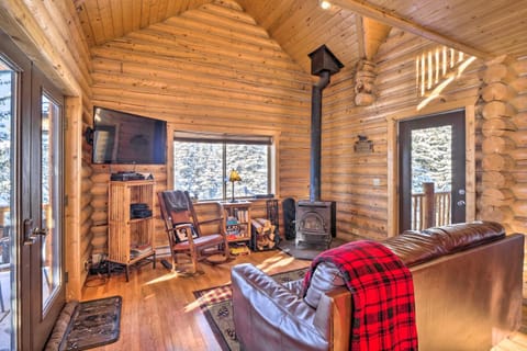 Fairplay Cabin with Mountain Views about 25 Mi to Breck! House in Park County