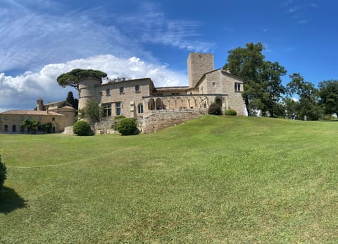 Castellaras Le Vieux Villa in Mouans-Sartoux