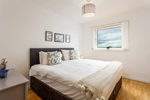 Walker Suite No54 - Donnini Apartments Eigentumswohnung in Kilmarnock
