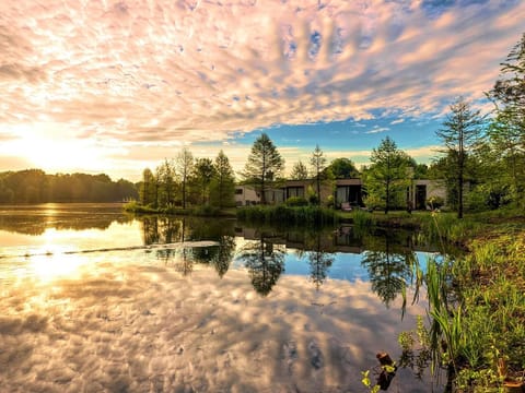 Hotel Het Heijderbos by Center Parcs Hôtel in Heijen