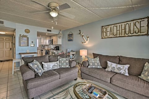 Oceanfront Ormond Beach Getaway with Balcony! Copropriété in Ormond By The Sea